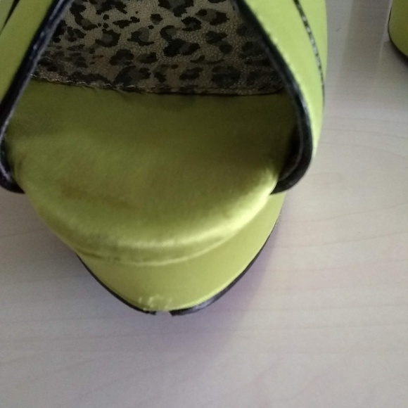 Platform Heels - Picture 6 of 6